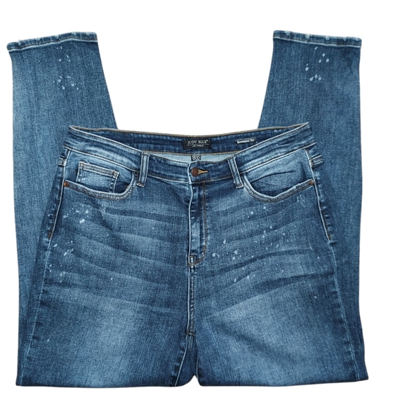 Judy Blue Boyfriend Fit Denim Jeans - Picture 2 of 6